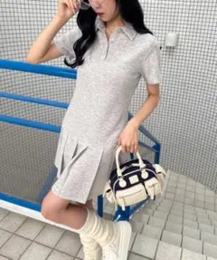 NICE CLAUP ポロ襟プリーツミニワンピース グレー ナイスクラップのサムネイル