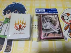 ESSENTIA ブラックマジシャンガール　スリーブ、プレイマットセット ESSENTIA ブラックマジシャンガール スリーブ、プレイマットセット