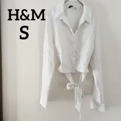 1点のみ✨️H&M 【S】ホワイト クロップドシャツ スキッパーシャツ リボン付き