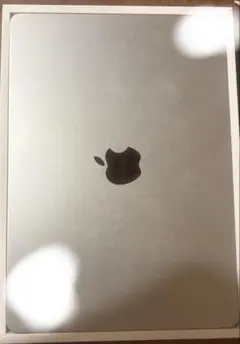 M2チップ搭載13インチMacBook Air - シルバー 256GB