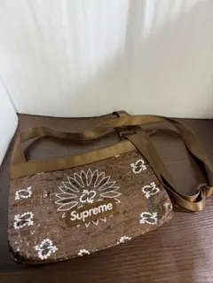 美品 Supreme シュプリーム bandana tarp side bag ブラウン ナイロン ショルダーバッグ ポシェット レディース 601828 【中古】 Supreme SS21 Bandana Tarp Side Bag – Justin Reed