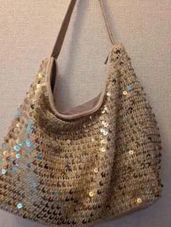 Item thumbnail for item 8196cea2-770a-438e-87a9-f530485a253c