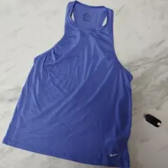 Nike DRI-FIT タンクトップ 　レディース　ジム　フィットネス　ヨガ