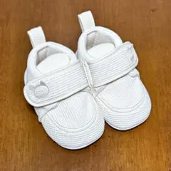 ベビーシューズ　ホワイト