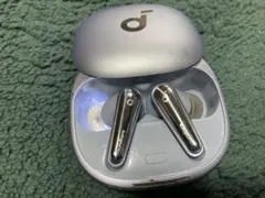 アンカー リバティー4 充電器 ＋ 左耳イヤホンのサムネイル