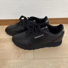 リーボック　クラシックレザー　スニーカー