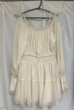 NICE CLAUP 洋服のサムネイル