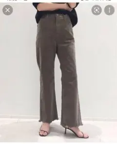 upper hights Taylor　コーデュロイフレアパンツ