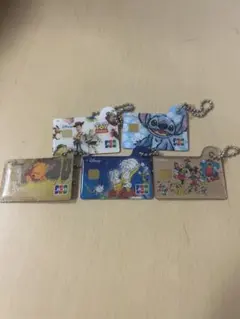 ディズニーJCBカード　ミニチュアメタルチャーム　ガチャガチャ　5つセット