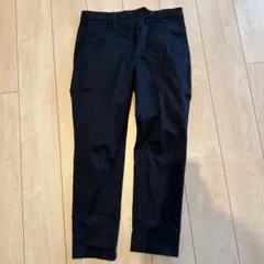 UNIQLO スリムフィットチノ BLACK 76のサムネイル
