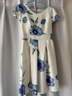 CECIL McBEE セシルマクビー 花柄ワンピース ブルー