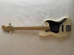 Player II Modified Active Jazz Bass® Vのサムネイル