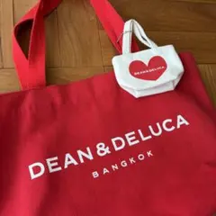 DEAN & DELUCA バンコク　トートバッグ レッド ハートチャーム付