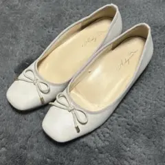 パンプス 白 ホワイトグレー