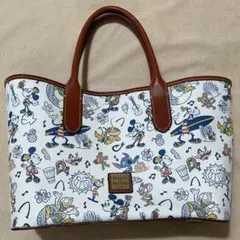 【超美品】ハワイ　アウラニディズニー限定　DOONEY&BOURKE バッグのサムネイル