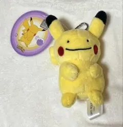 ポケモン へんしん メタモン ピカチュウ ぬいぐるみキーホルダー　8cm韓国限定