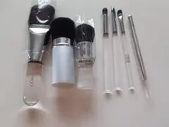 CLINIQUE メイクブラシセット ７本セットのサムネイル