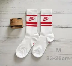 ＊新品＊ NIKE エッセンシャル ソックス 23-25cm M 1足 レッドのサムネイル