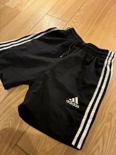 adidas アディダス ショートパンツ ハーフパンツ ブラックのサムネイル