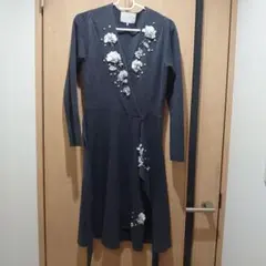 Chestyチェスティグレービジュー花ニットワンピース