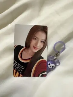 TWICE LOVELYSめじるしチャーム5th WORLD TOUR トレカ