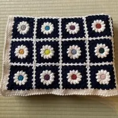 ハンドメイド　モチーフ繋ぎマルチカバー