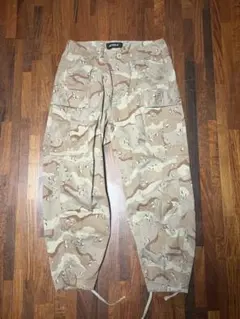 AVIREX カモフラージュカーゴパンツ Sサイズ