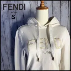 FS7516 【美品・確認済】FENDI ROMA ロゴ刺繍 パーカー ホワイトのサムネイル