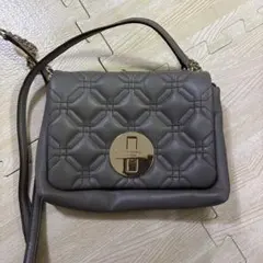 値下げ　kate spade グレー キルティングショルダーバッグ　ポシェット