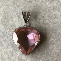 Item thumbnail for item 023aaf6a-083c-45ec-9433-b898c8b74edb