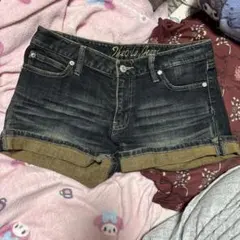 Theo la Jean ダークデニム ショートパンツ