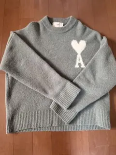 ami グレー セーター ハート刺繍