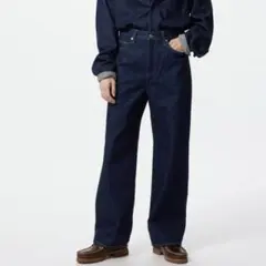 ユニクロ　UNIQLO ワイドストレートジーンズ ネイビー27