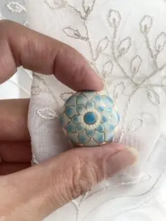 青いお花　帯留め