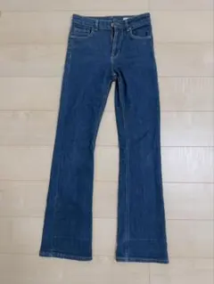 ZARA デニムパンツ ブルー ややブーツカット ジーンズ