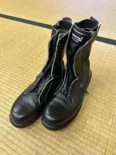 【新品未使用】消防編上靴 安全靴 26EEE 静電気防止 RT731F 消防P-4静電（ブラック） - 安全靴・作業靴はミドリ安全