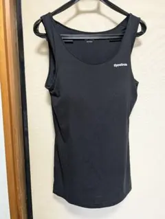 Reebok タンクトップ 黒　カップ付き　LLのサムネイル