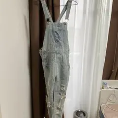 ダメージデニム　オーバーオール　Mサイズ