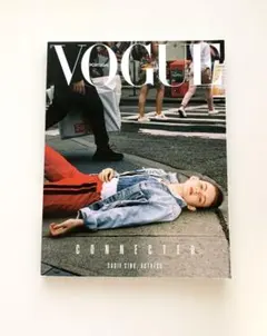 Vogue Portugal Magazine November 2021 - メルカリ