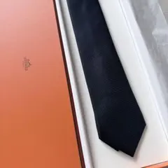 HERMES ネクタイ 無地調 ブラック系