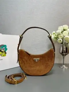 PRADAブラウン スエード ハーフムーン ショルダーバッグ