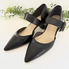 超美品⭐︎LE TALONストラップ パンプス レザー 23.5cm