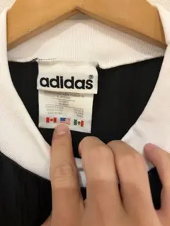 80s.90s adidas 万国旗アディダスmade in USA Tシャツ