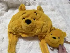 ディズニー プーさんのファンキャップとポーチのセット