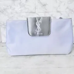 【新品】YSL イヴサンローラン ロゴ刺繍 クラッチポーチ ライトブルー　希少