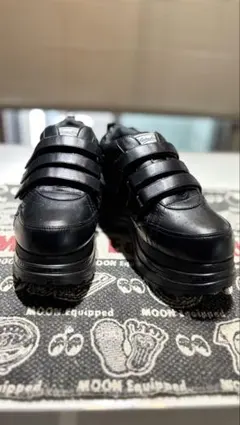 新品！YOSUKE ヨースケ厚底スニーカー