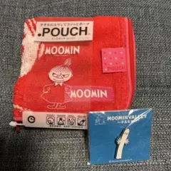 新品未使用。ムーミンタオルのふりしてコソッとポーチとピンバッジ2点セット