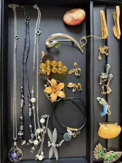 遺品整理　アクセサリーセット ネックレス・ブローチなど　まとめ売り