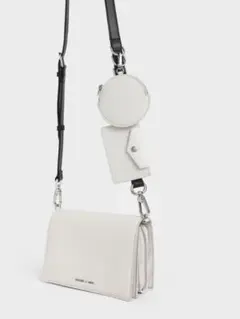 CHARLES & KEITH ショルダーバッグ ホワイト