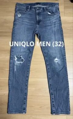 UNIQLOジーンズ　ライトブルー ダメージ加 32W 81.5cm